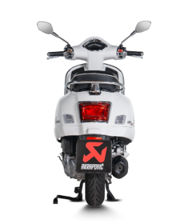 Monté sur Vespa — vue arrière