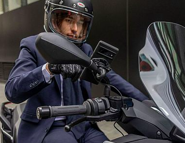 Quad Lock — le compagnon des trajets quotidiens